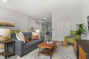 Wonderful 2BR River North Apt close to Restaurants